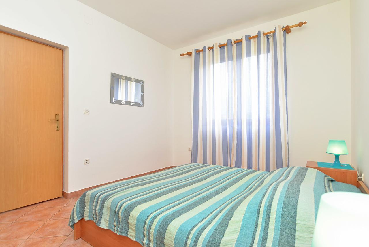 Apartments Denis 344 Fažana Extérieur photo