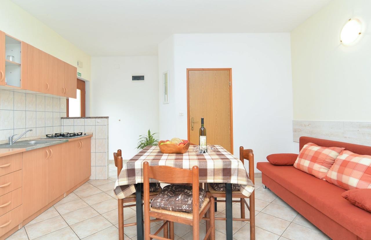 Apartments Denis 344 Fažana Extérieur photo